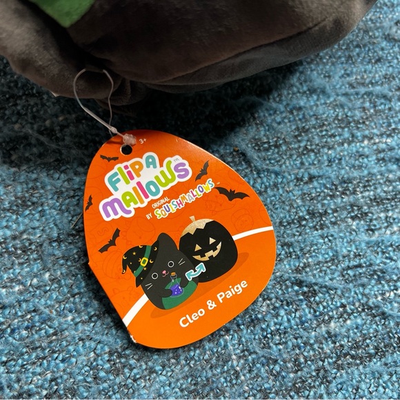 Squishmallows Flip A Mallows Cleo and Paige Black Cat Pumpkin Plush - Picture 2 of 5